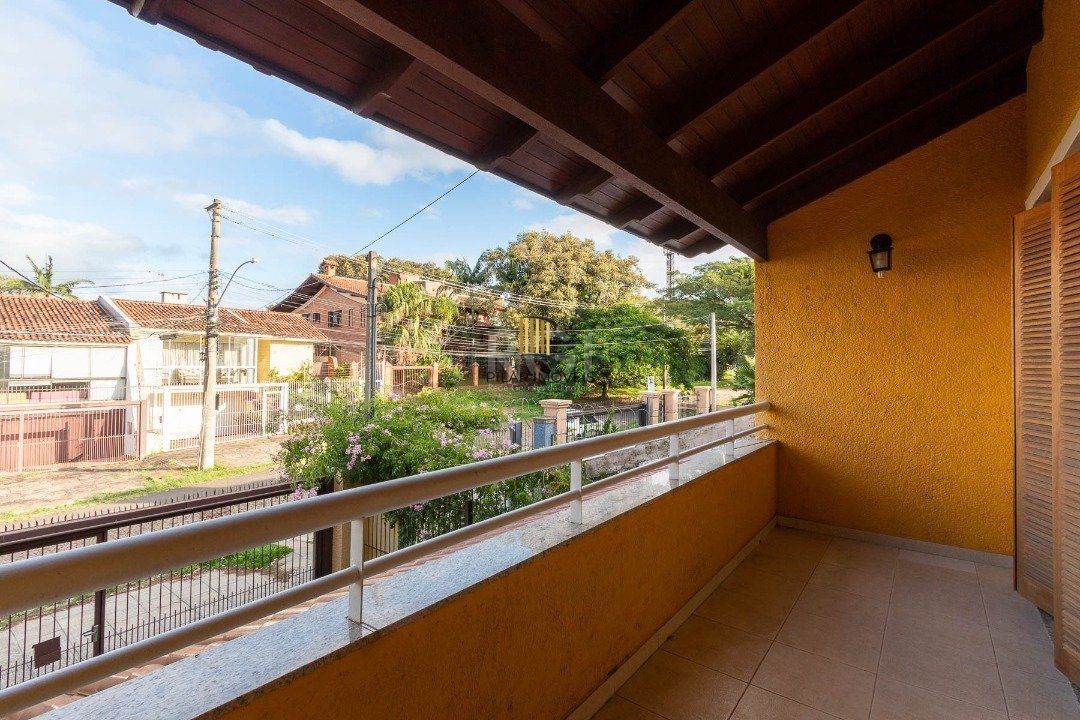 Casa para Venda - 195.96m², 3 dormitórios, sendo 1 suites, 2 vagas - Espirito Santo