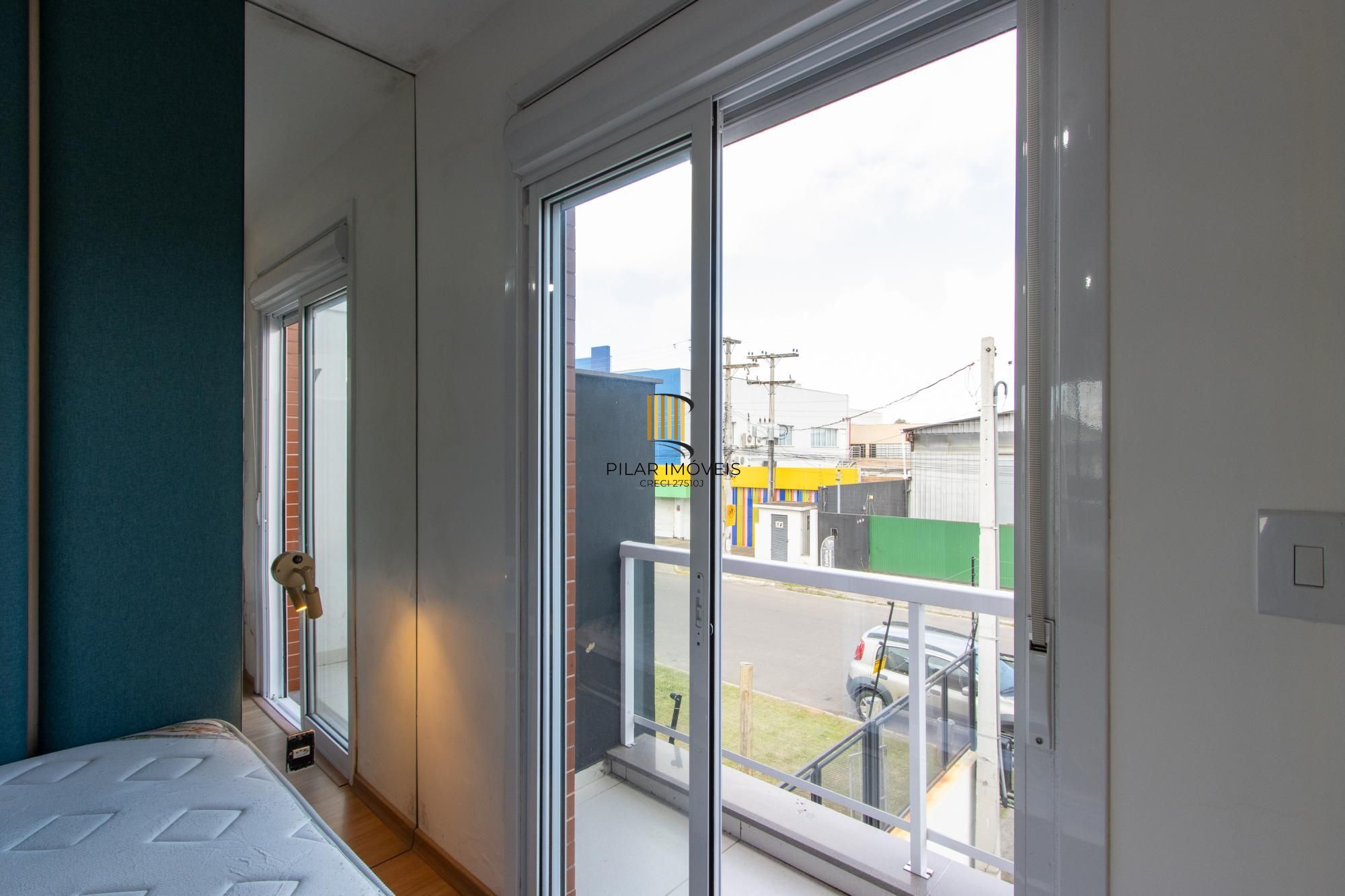 Sobrado para Venda - 95,16m², 3 dormitórios, sendo 1 suites, 2 vagas - Hípica