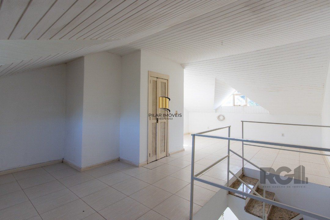 Casa 3 dormitórios no bairro Espírito Santo