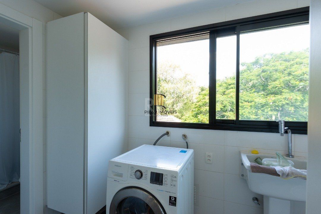 Apartamento 3 dormitórios no bairro Pedra Redonda
