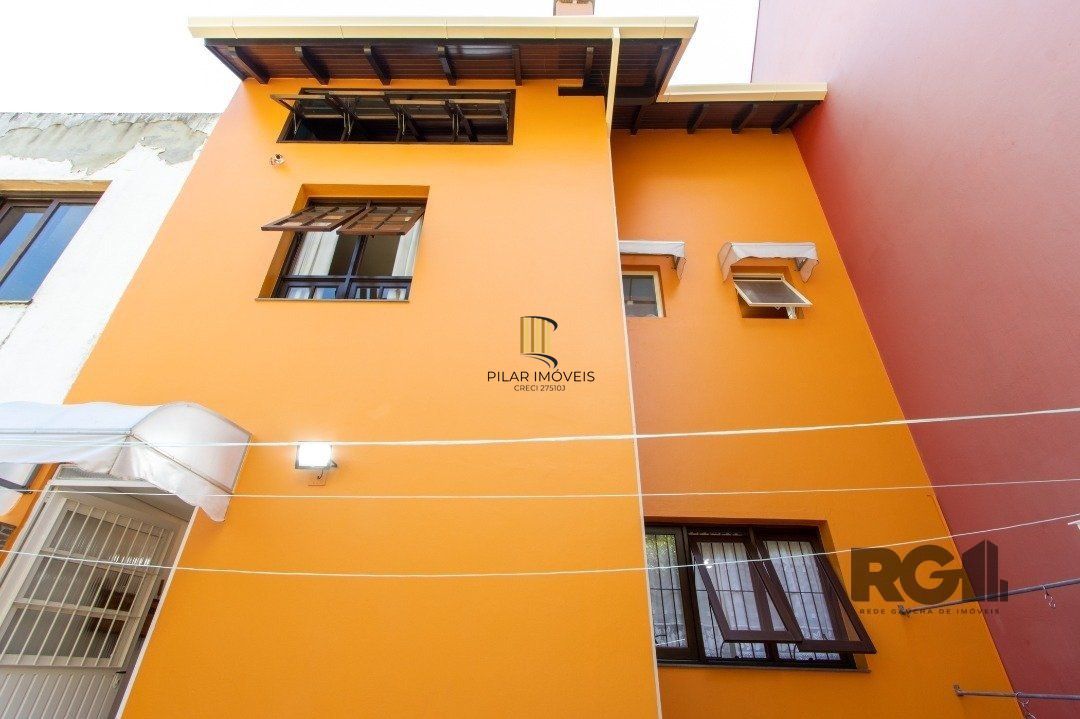 Casa de Condomínio 3 dormitórios no bairro Tristeza