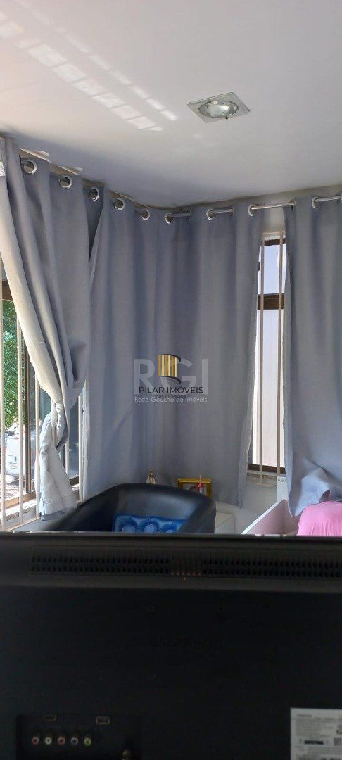 Casa 9 dormitórios no bairro Menino Deus
