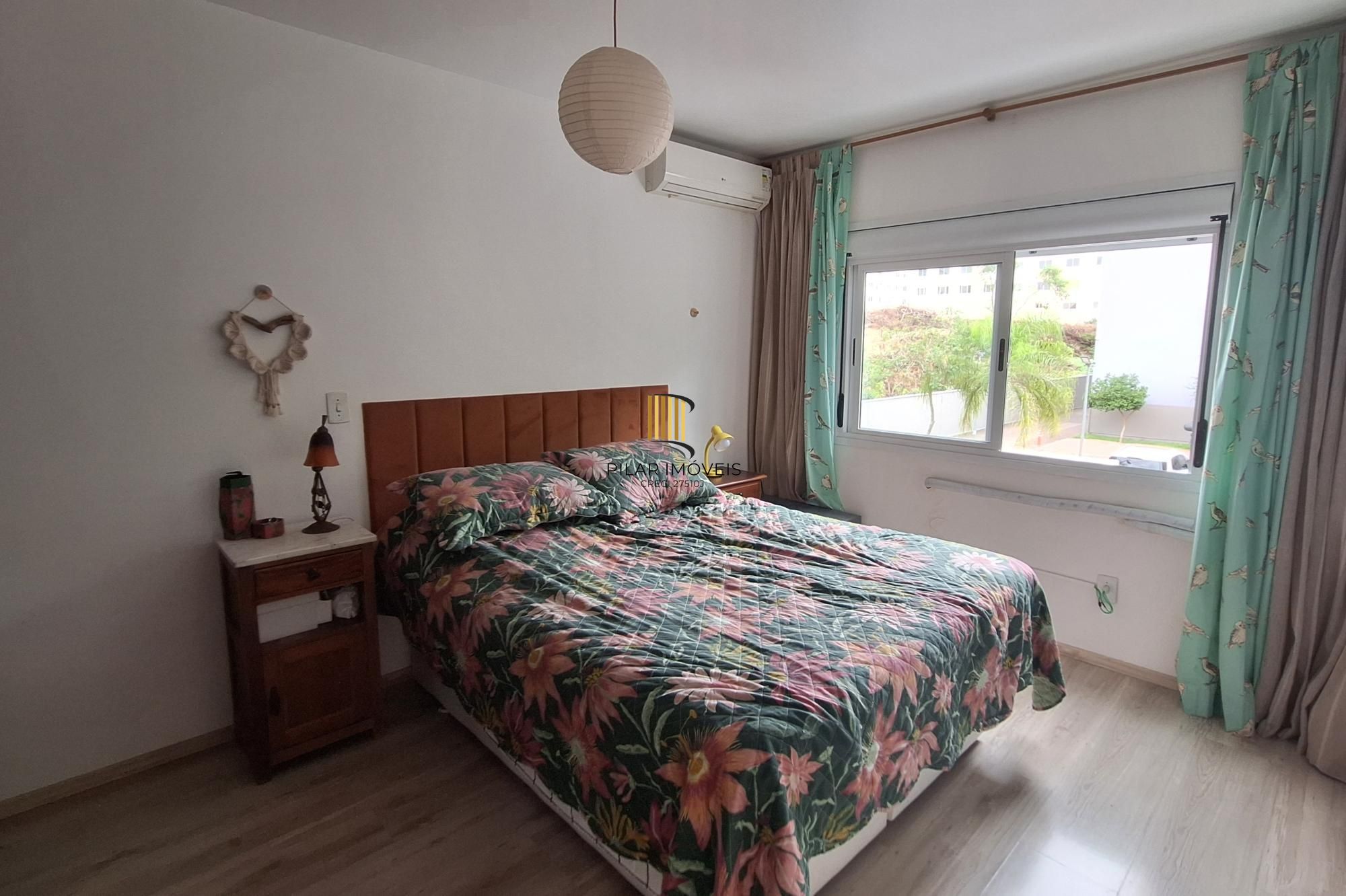 Belíssimo Apartamento com 3 dormitórios e 1 vaga de garagem no bairro Aberta dos Morros, zona sul de Porto Alegre.