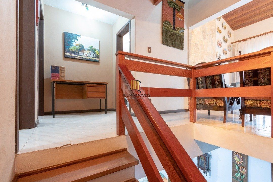 Casa para Venda - 200m², 3 dormitórios, sendo 1 suites, 1 vaga - Aberta dos Morros