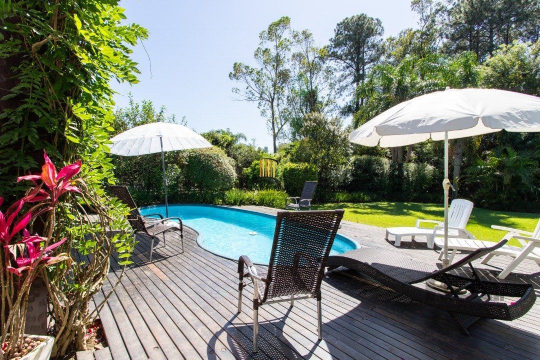 Casa para venda - 321m² - 4 suítes - Chapéu do Sol