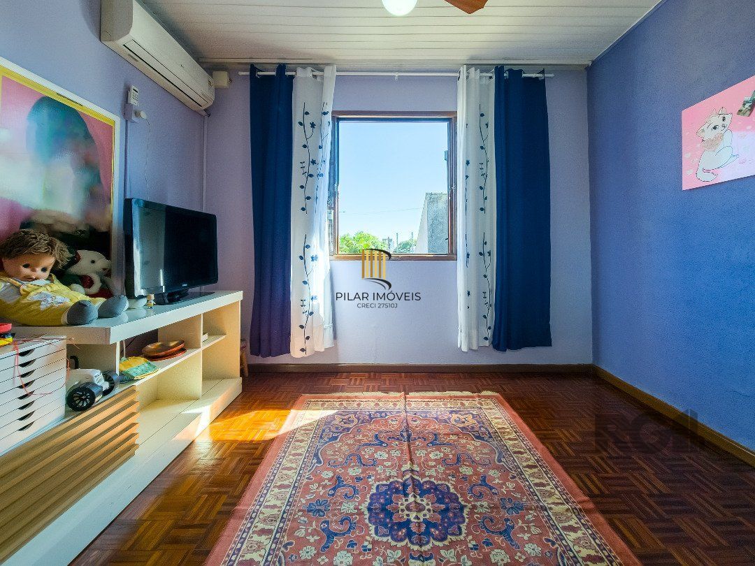 Casa 4 dormitórios no bairro Tristeza