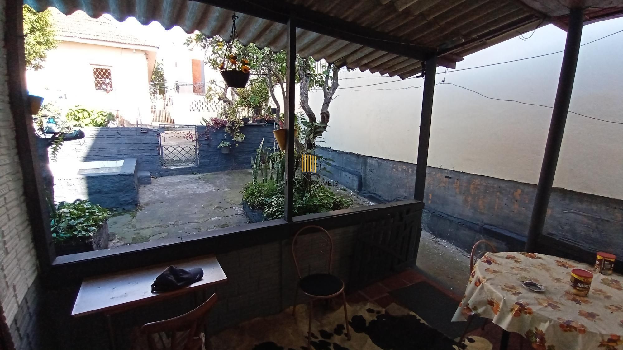 Terreno com 750m² na Av. Otto Niemeyer, bairro Camaquã