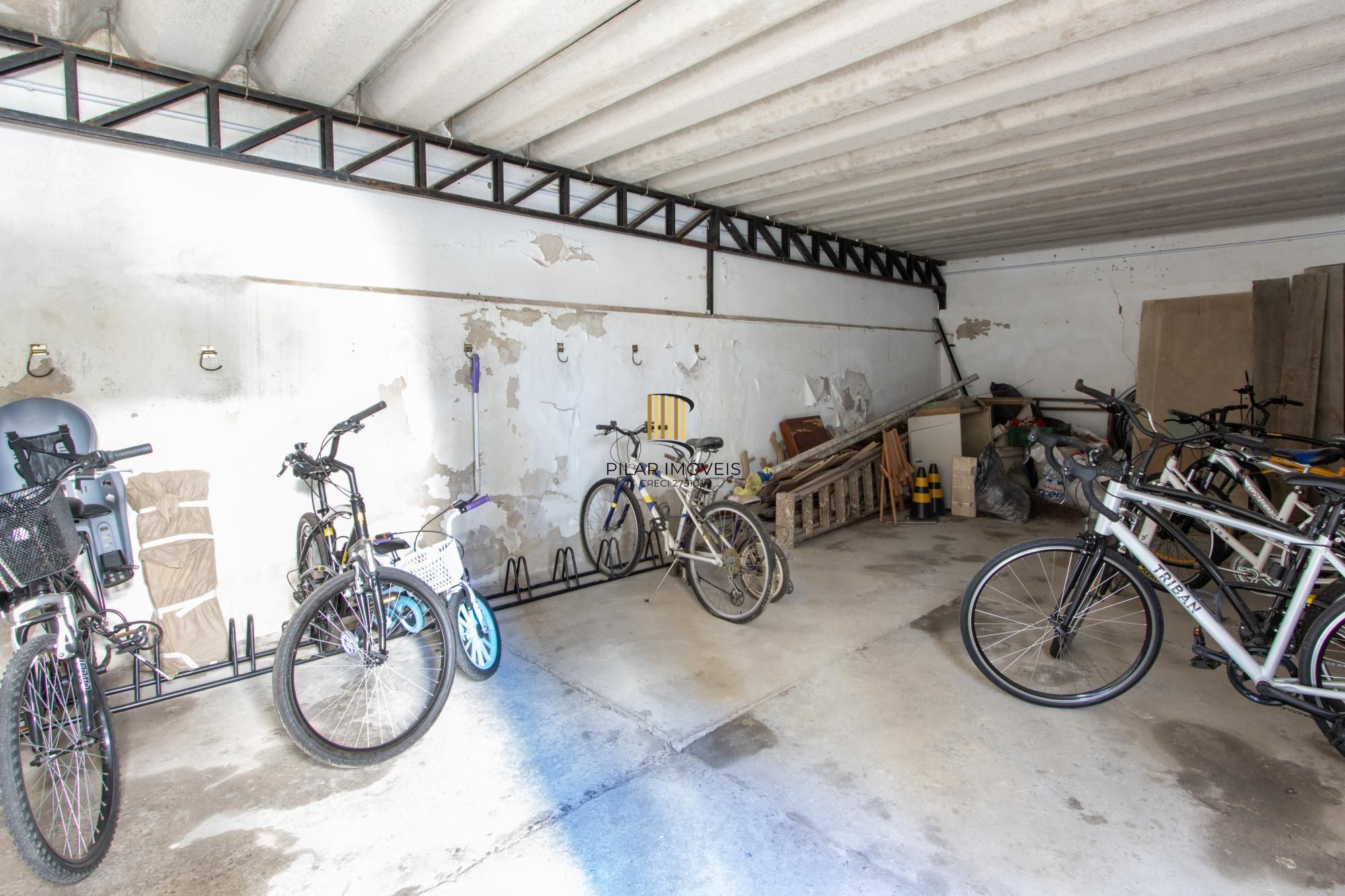 Apartamento 2 dormitórios no bairro Santana