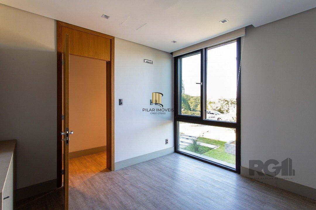Casa Condominio 4 Dormitório(s) Bairro Teresópolis