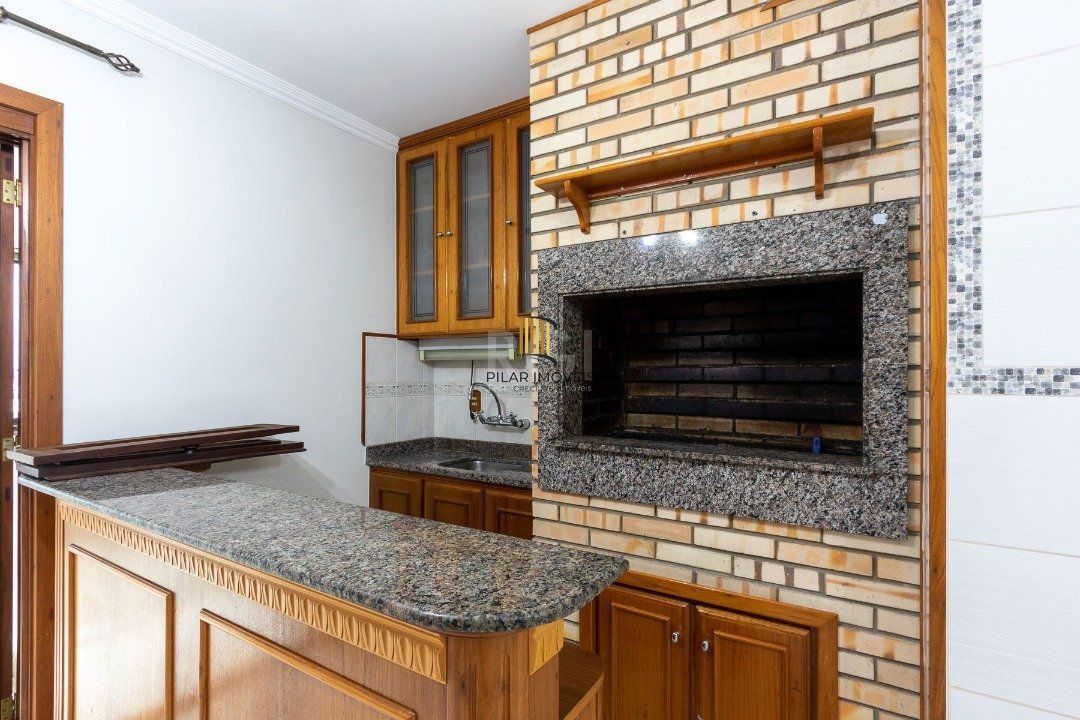 Cobertura para Venda - 247.08m², 3 dormitórios, sendo 1 suites, 2 vagas - Vila Ipiranga