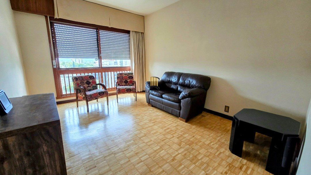 Apartamento grande em Petrópolis. com 257,90m2