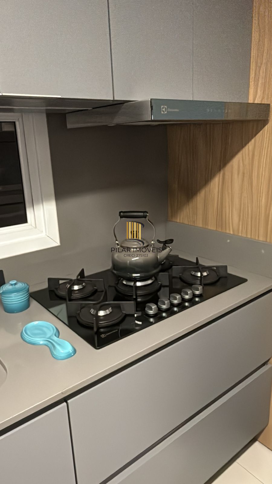 **Apartamento de 3 Quartos com 2 Suítes e 2 Vagas de Garagem na Tristeza, Porto Alegre, RS**