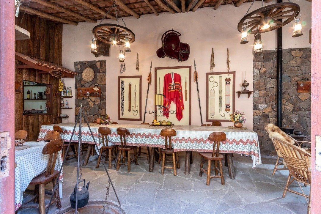 Casa para Venda - 1125.15m², 5 dormitórios, sendo 5 suites, 5 vagas - Jardim Isabel