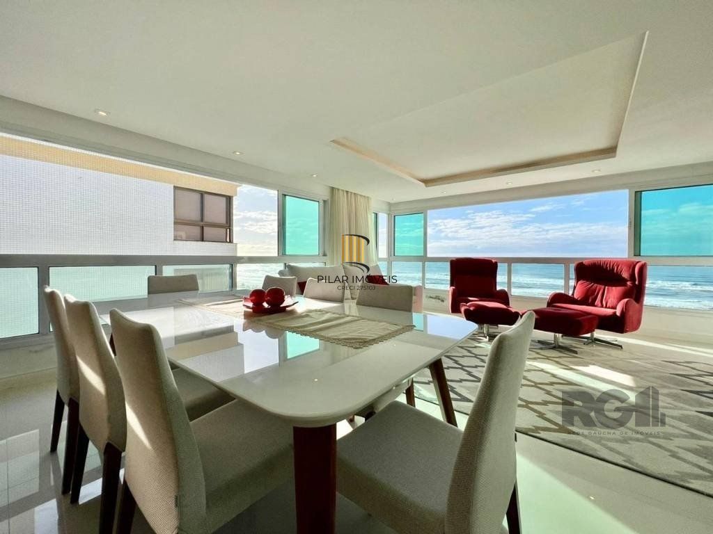 Apartamento 4 dormitórios no bairro Navegantes