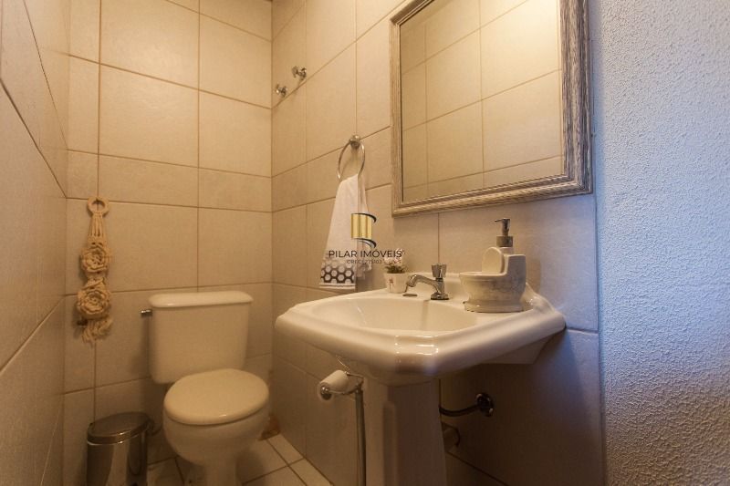 Casa Condominio para Venda - 170m², 3 dormitórios, sendo 1 suites, 2 vagas - Cavalhada