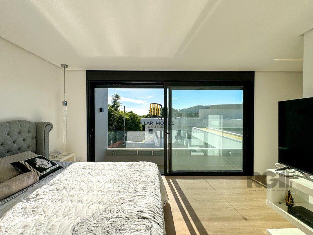 Casa Condominio para Venda - 340m², 4 dormitórios, sendo 4 suites, 4 vagas - Alphaville