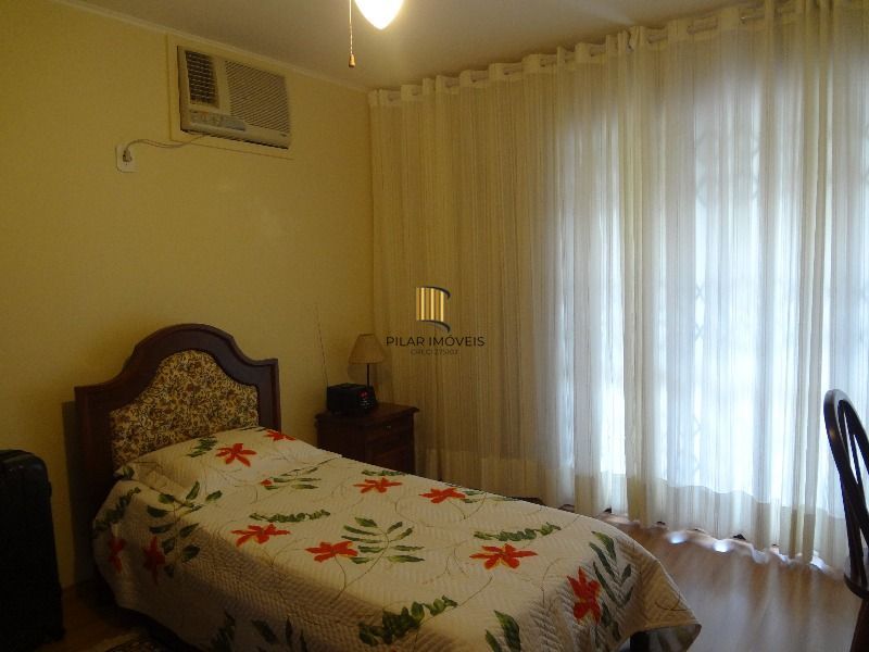 Casa para Venda - 268m², 3 dormitórios, sendo 1 suites, Jardim Isabel