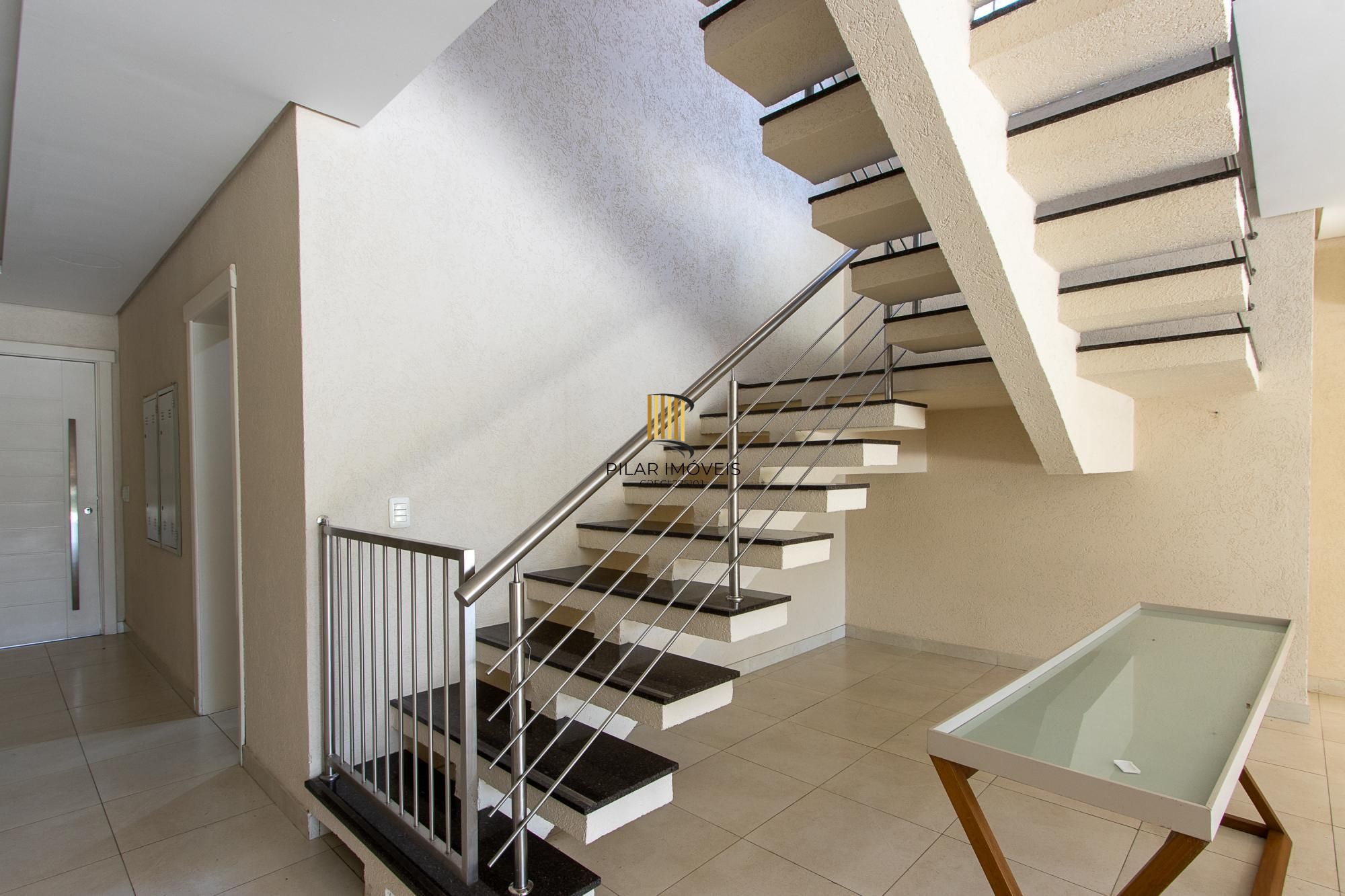 Casa de Condomínio 4 dormitórios no bairro Belém Novo