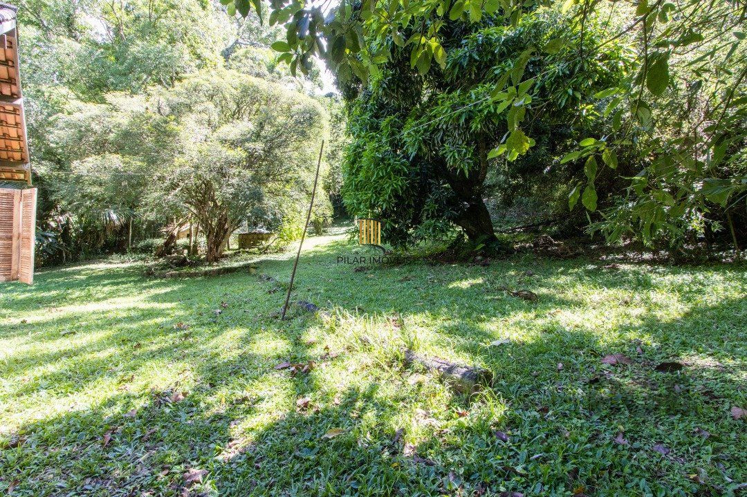 Casa 7 dormitórios no bairro Pedra Redonda