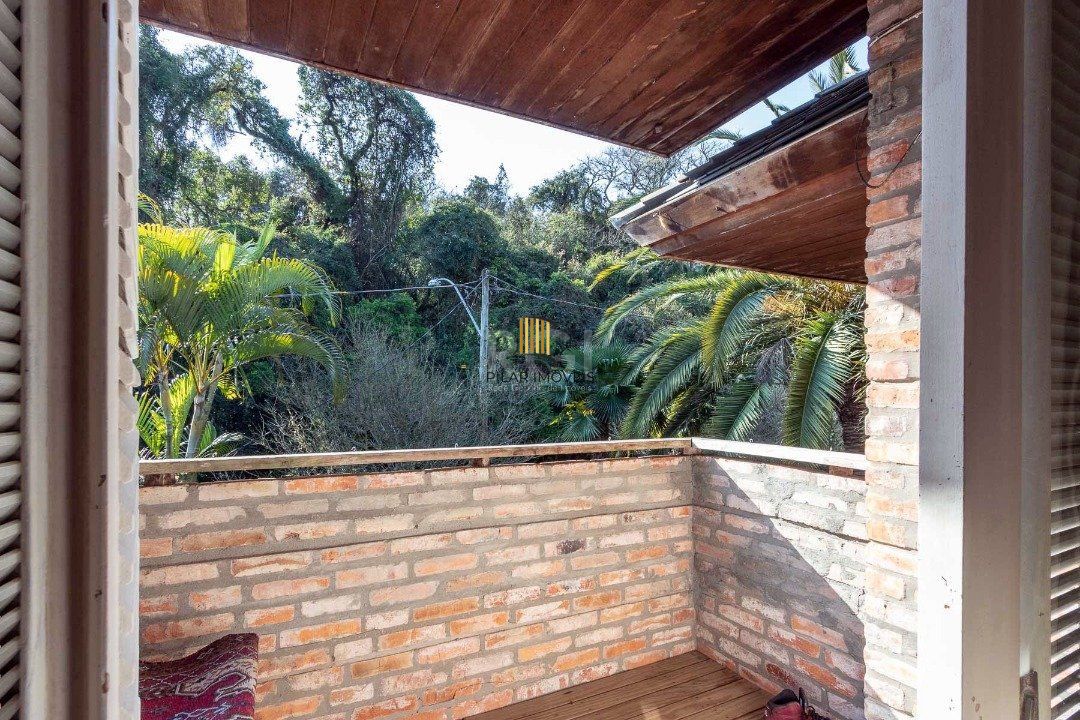 Casa para Venda - 418m², 4 dormitórios, sendo 1 suites, 2 vagas - Jardim Isabel