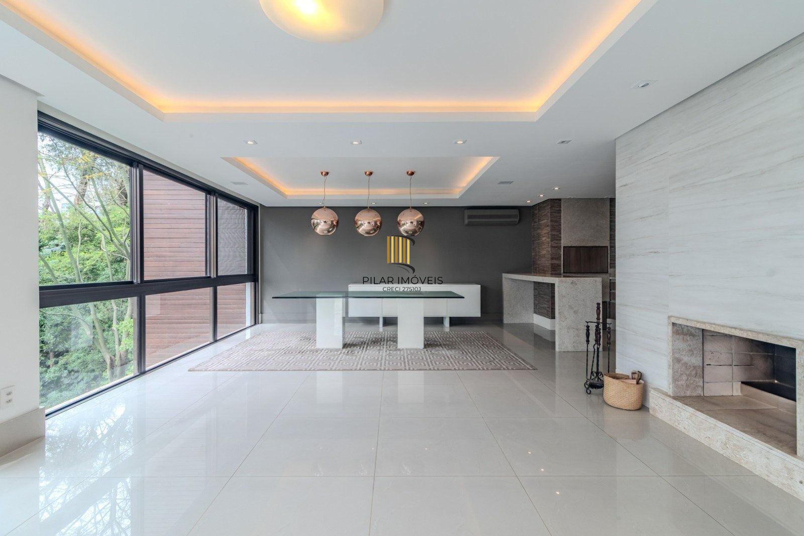 Alto Padrão no TERRAZAS: 4 Suítes, 312m² e Vista Incrível para a Natureza