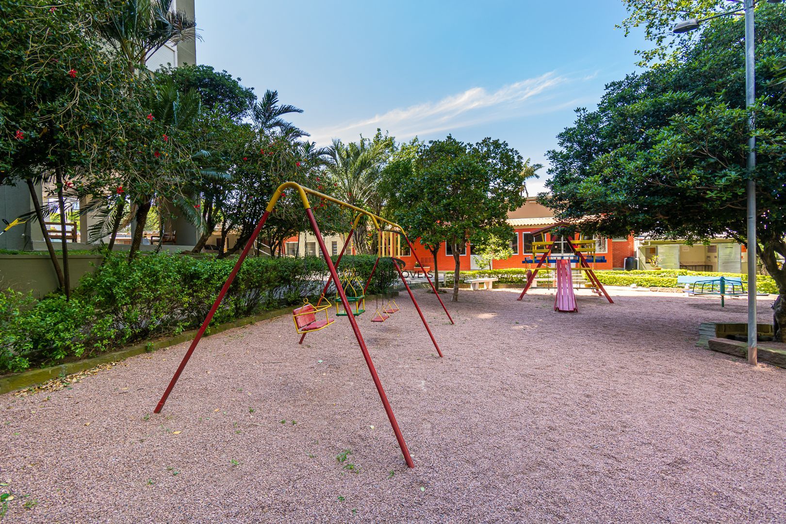 **Apartamento Semimobiliado de 1 Quarto em Vila Conceição, Porto Alegre, RS**