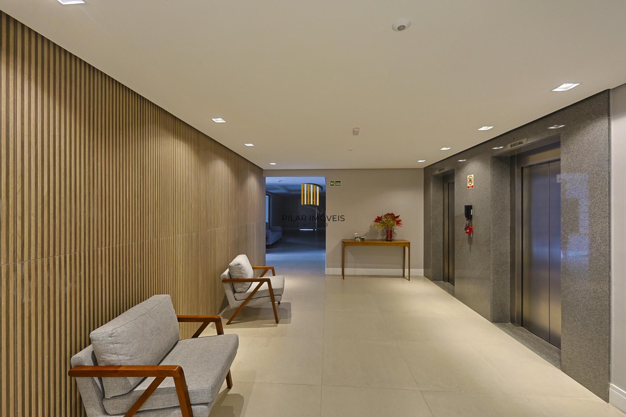 Apartamento com 217m² e 3 dormitórios no bairro Tristeza em PORTO ALEGRE para Comprar