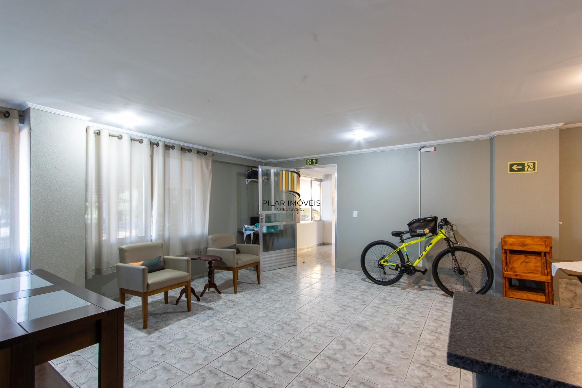 Apartamento 2 dormitórios no bairro Cristal