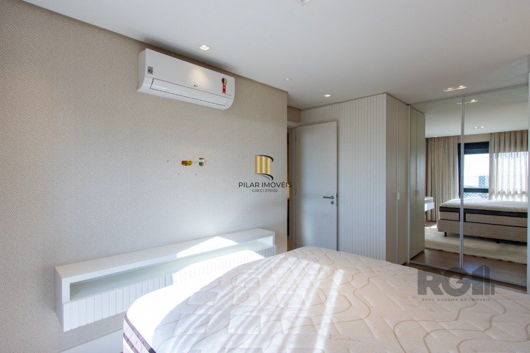 Duplex para Venda - 128.73m², 3 dormitórios, sendo 1 suites, 3 vagas - Cristal