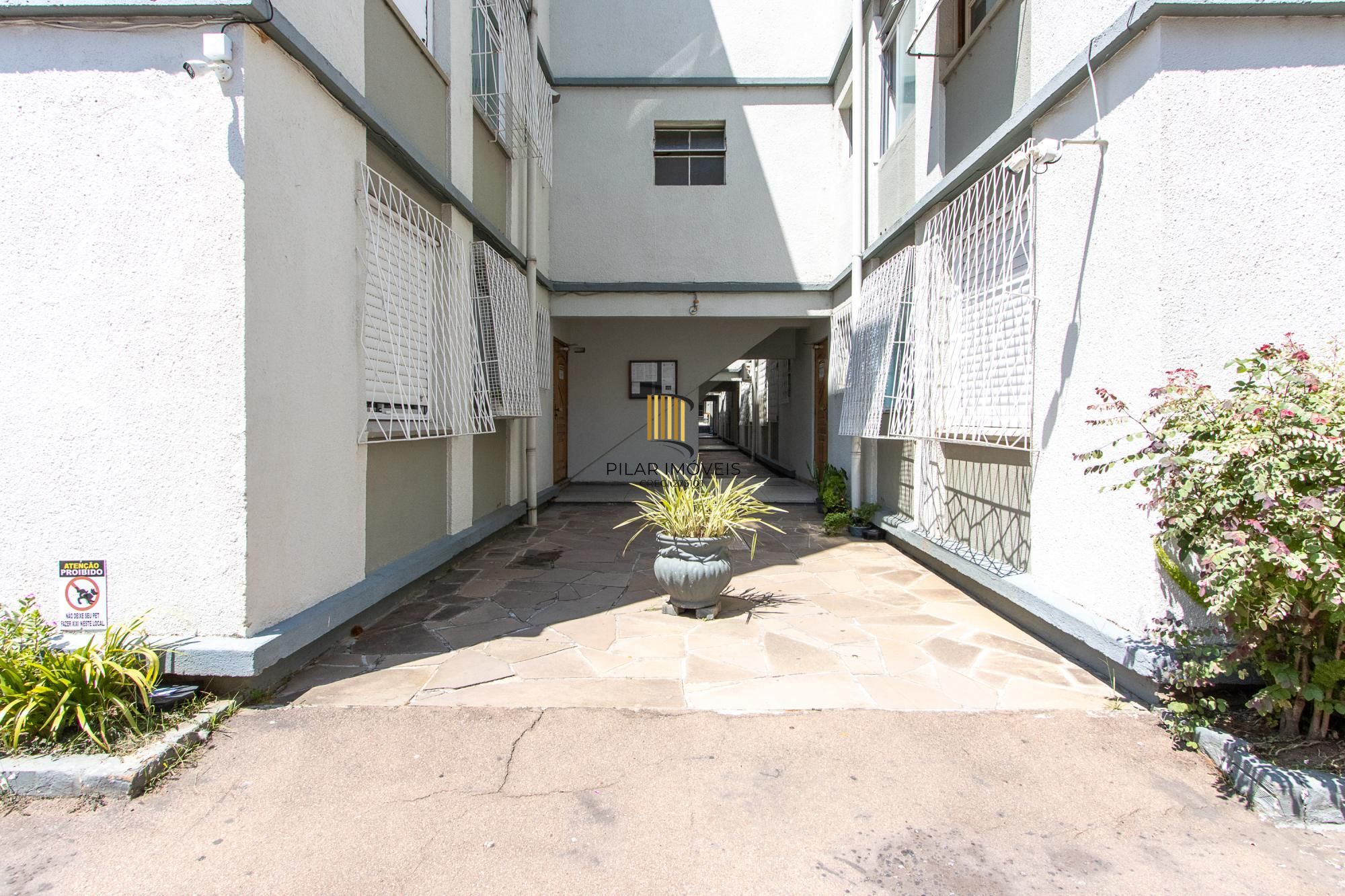 Apartamento com 2 dormitórios no bairro Teresópolis