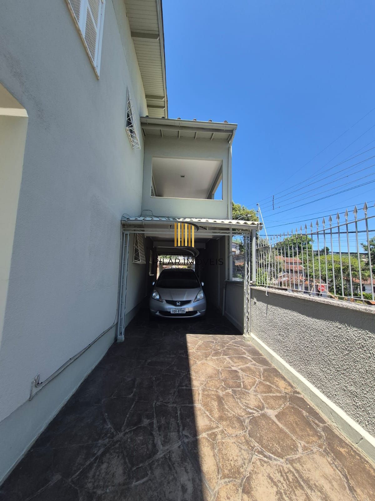 Casa 4 Dormitórios 1 suite 3 banheiros piscina e churasqueira