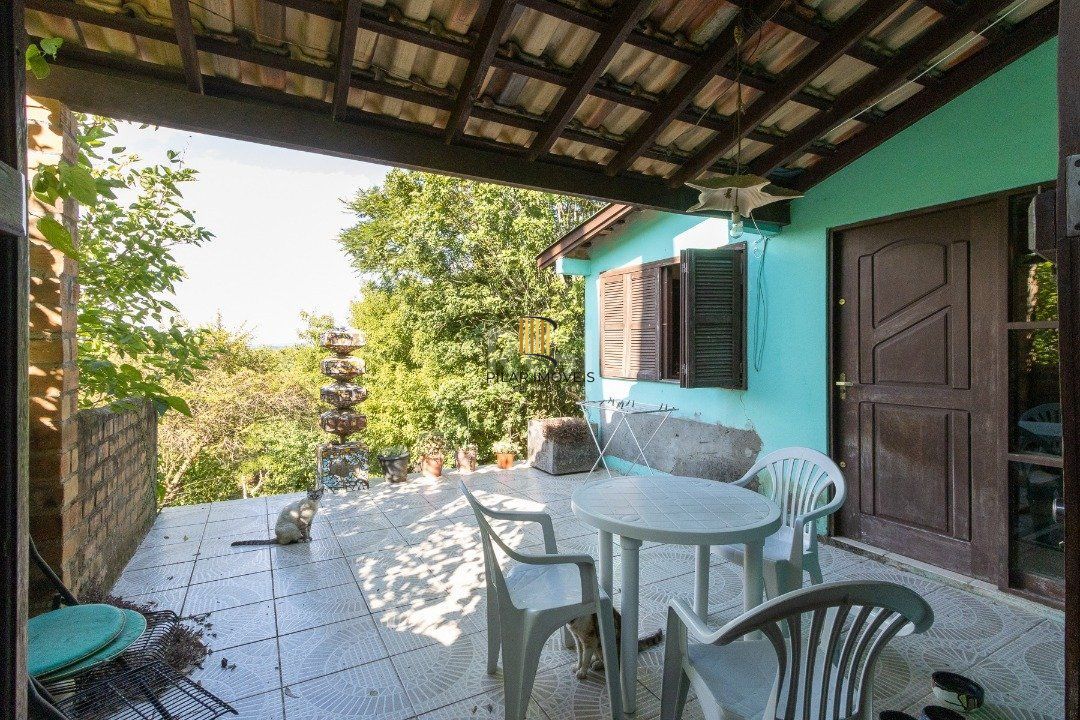 Casa 3 dormitórios no bairro Belém Novo