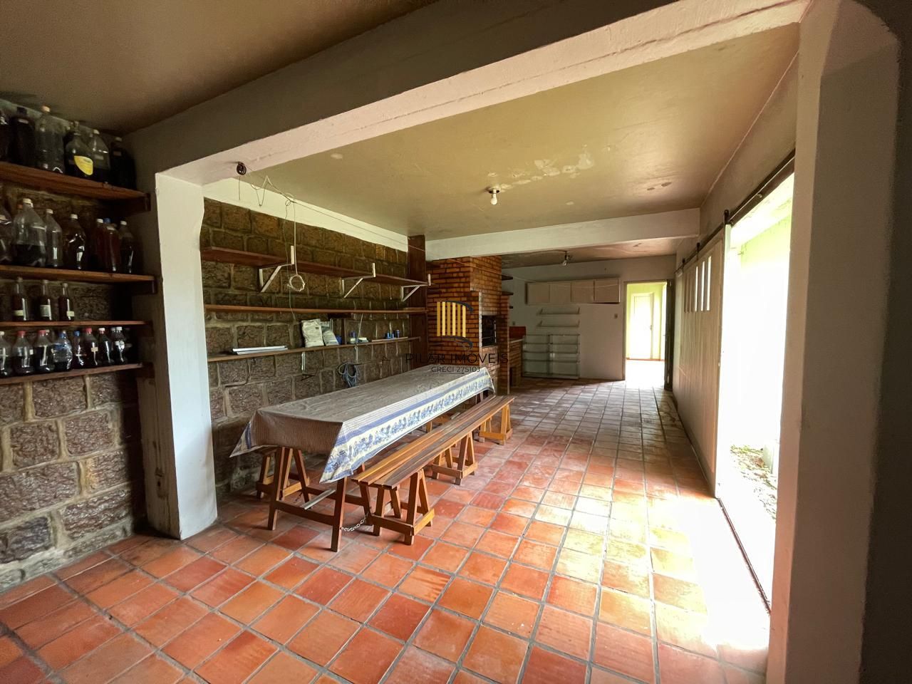 Casa 03 dormitórios,  287m² privativos Bairro Santa Tereza!