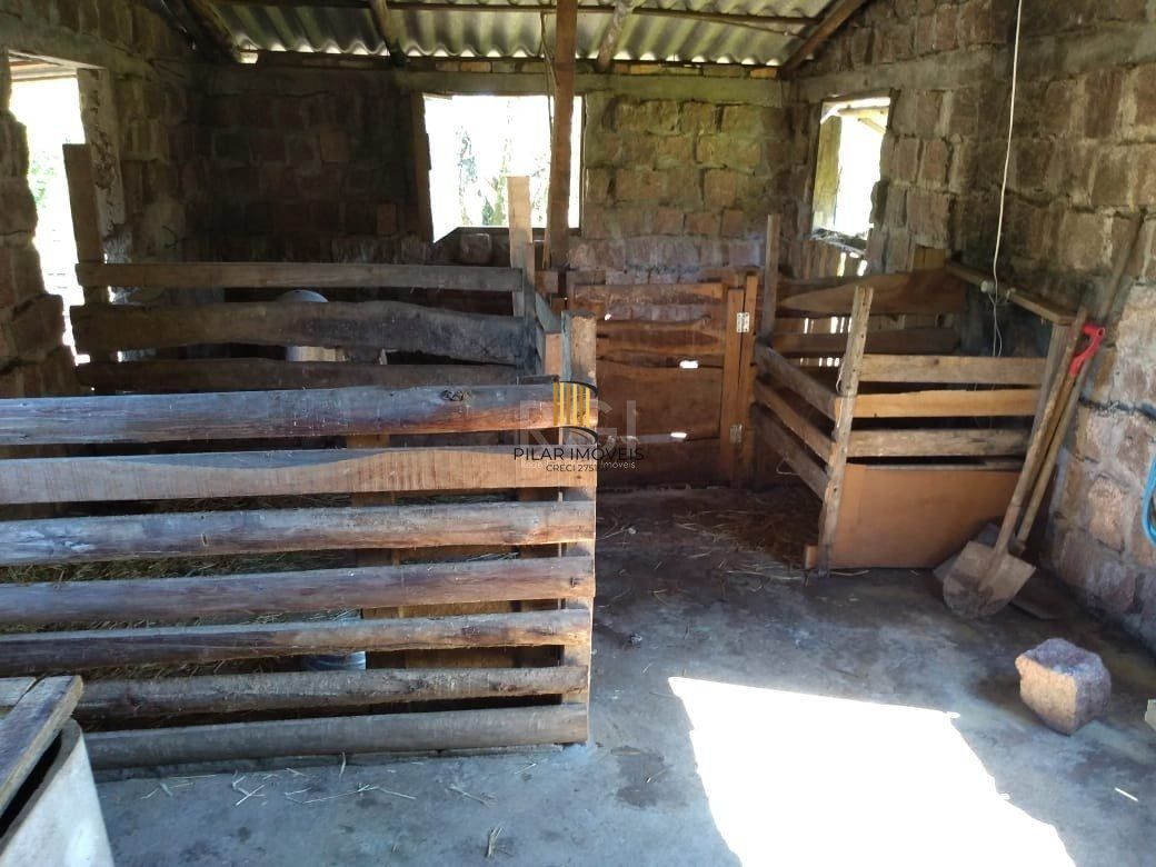Sítio para Venda - 240m², 4 dormitórios, Itapuã