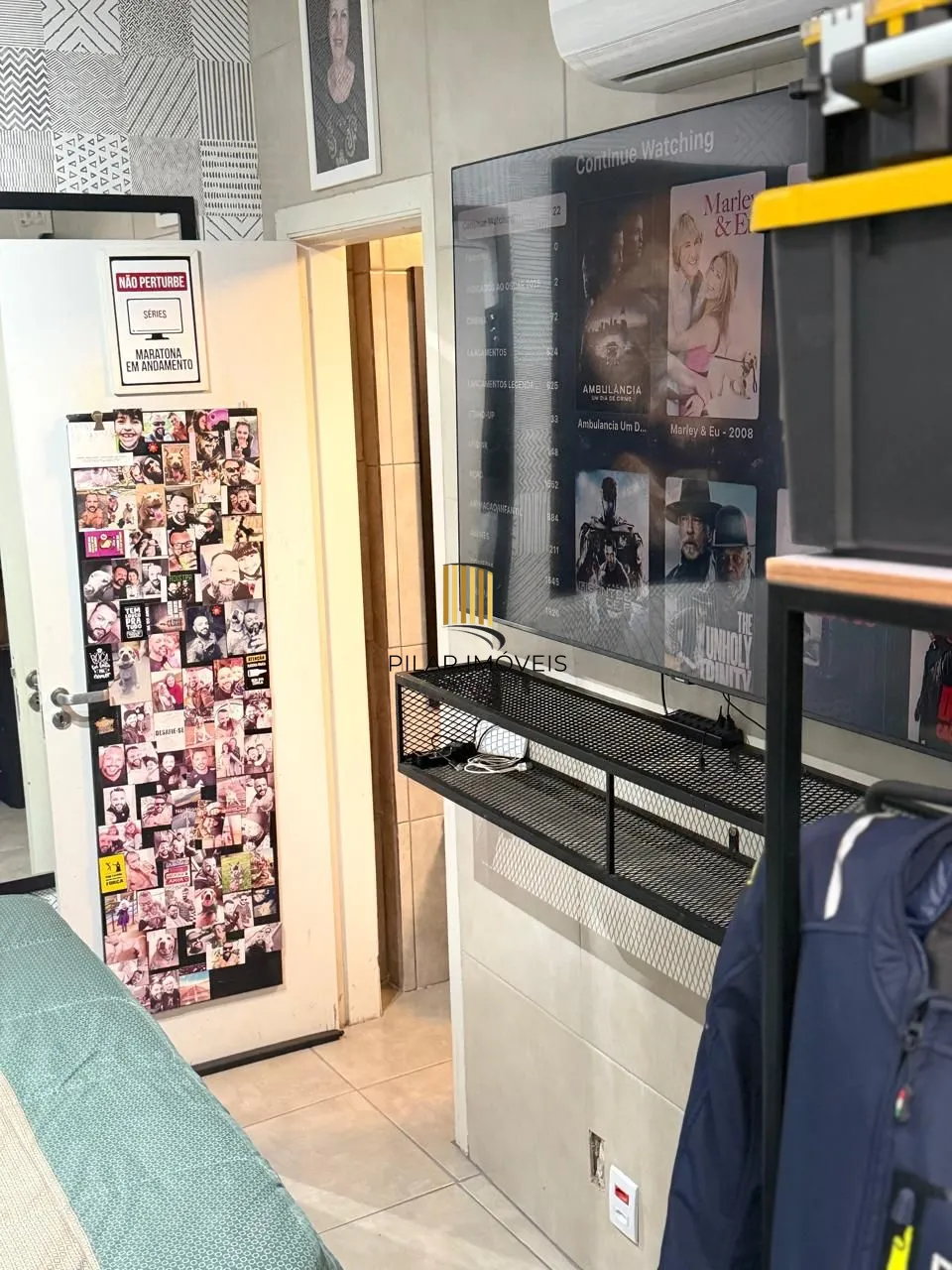 Apartamento com 30 m², bem distribuídos em 1 dormitório tipo suíte, sala de estar, cozinha e área de serviço.