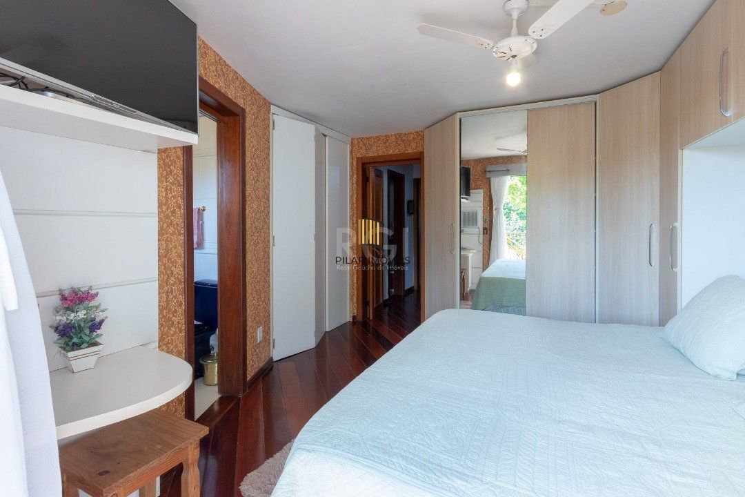 Casa Condominio para Venda - 175m², 3 dormitórios, sendo 1 suites, 4 vagas - Tristeza