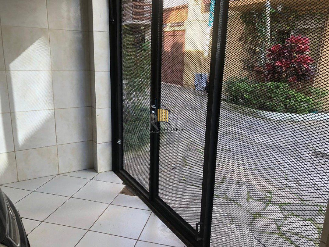 Casa Condominio para Venda - 98.4m², 3 dormitórios, sendo 1 suites, Cristal
