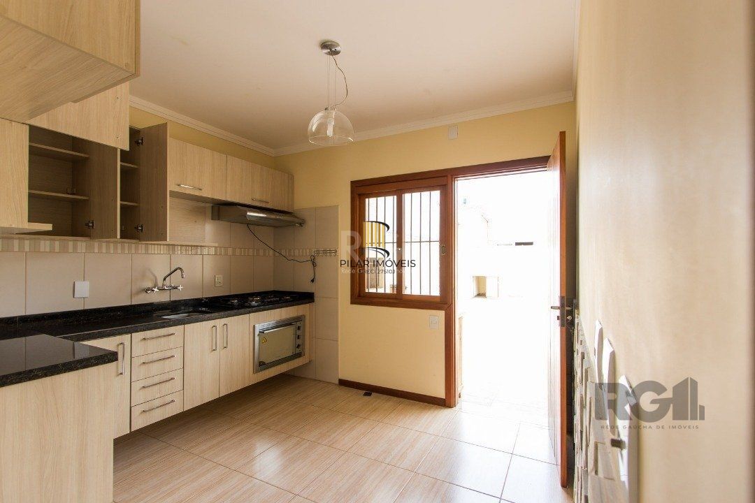 Casa 3 dormitórios no bairro Aberta dos Morros