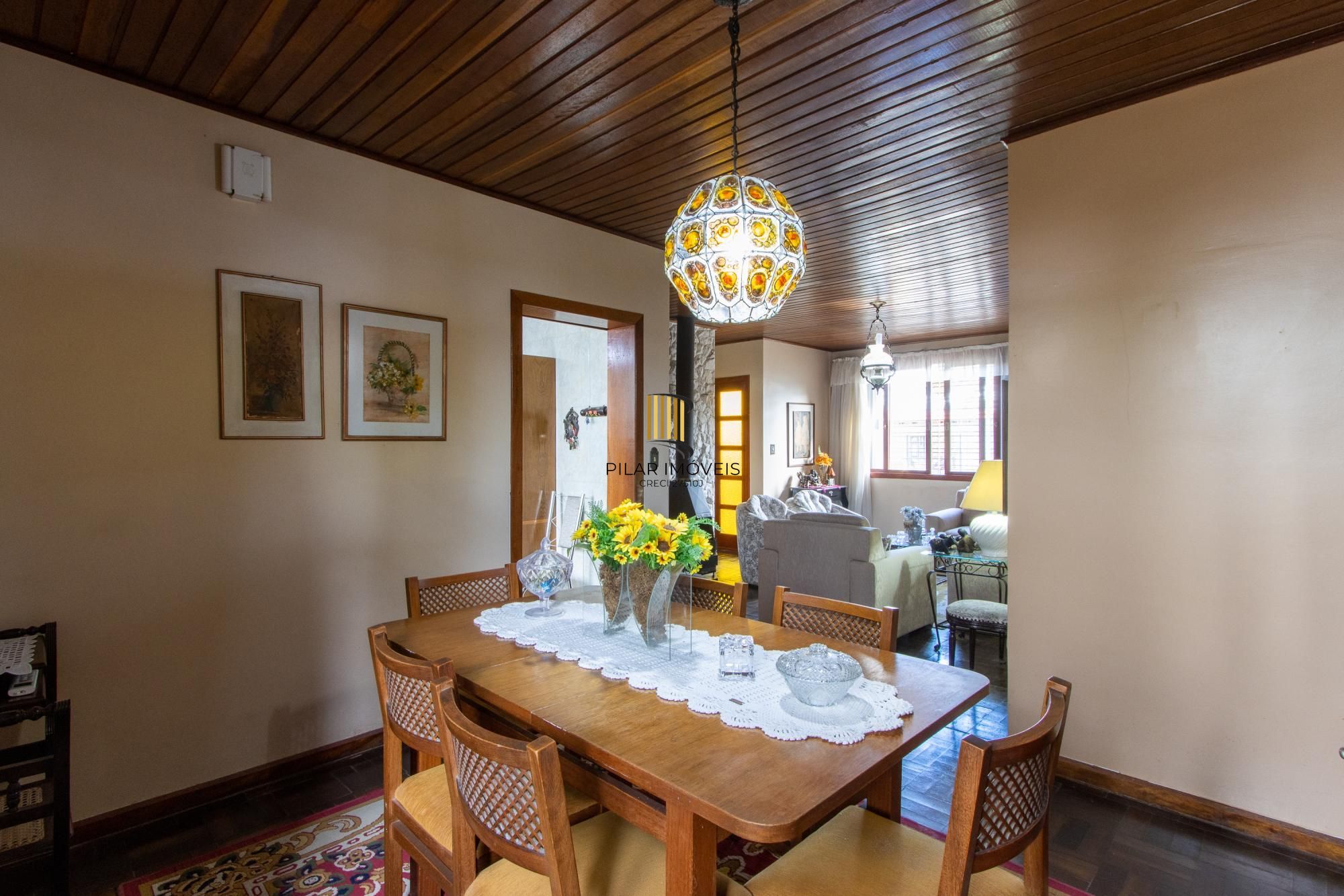 Casa para Venda - 180m², 3 dormitórios, sendo 1 suites, 2 vagas - Ipanema