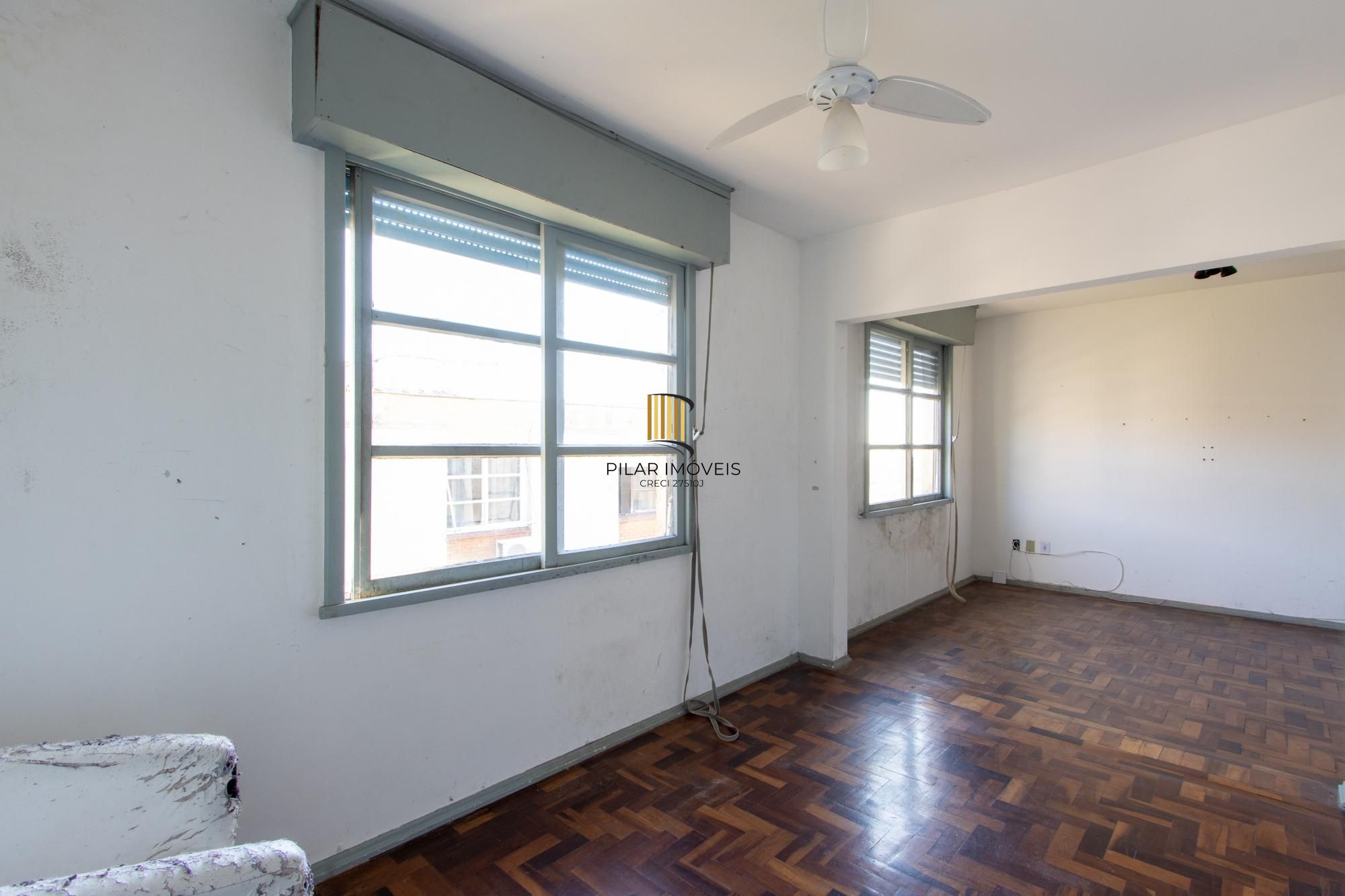 Apartamento para Venda - 76m², 3 dormitórios, Cristal