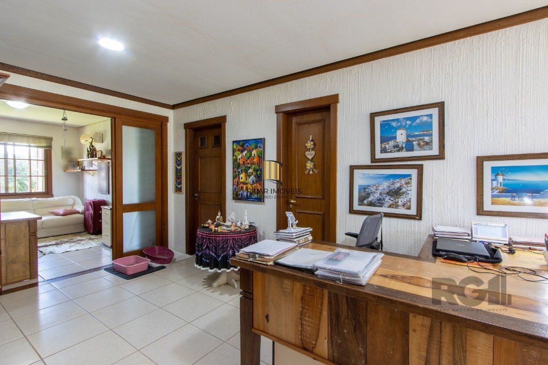 Casa de Condomínio 3 dormitórios no bairro Belém Novo