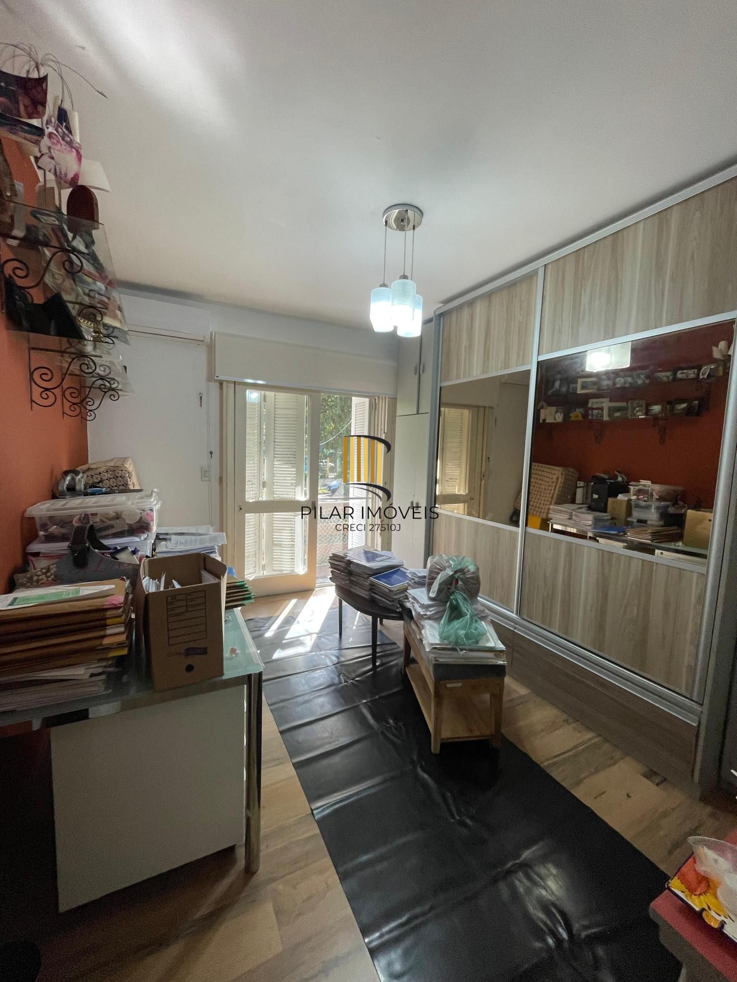 Casa para Venda - 325,72m², 4 dormitórios, sendo 1suites, 4 vagas - Jardim Isabel