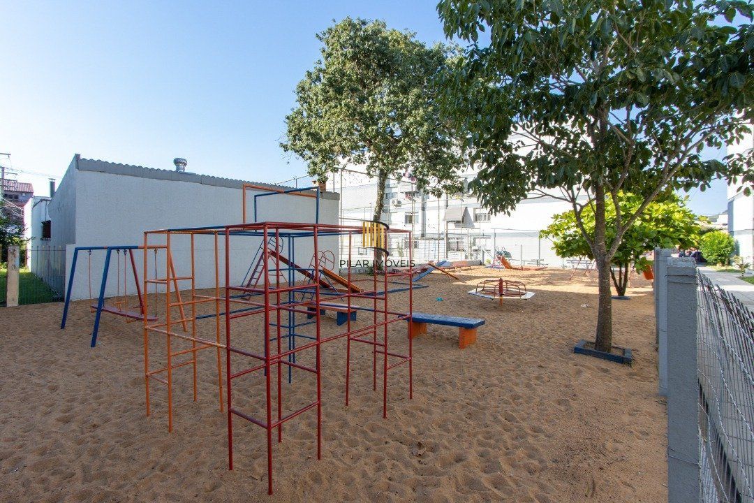 Apartamento 2 dormitórios no bairro Camaquã