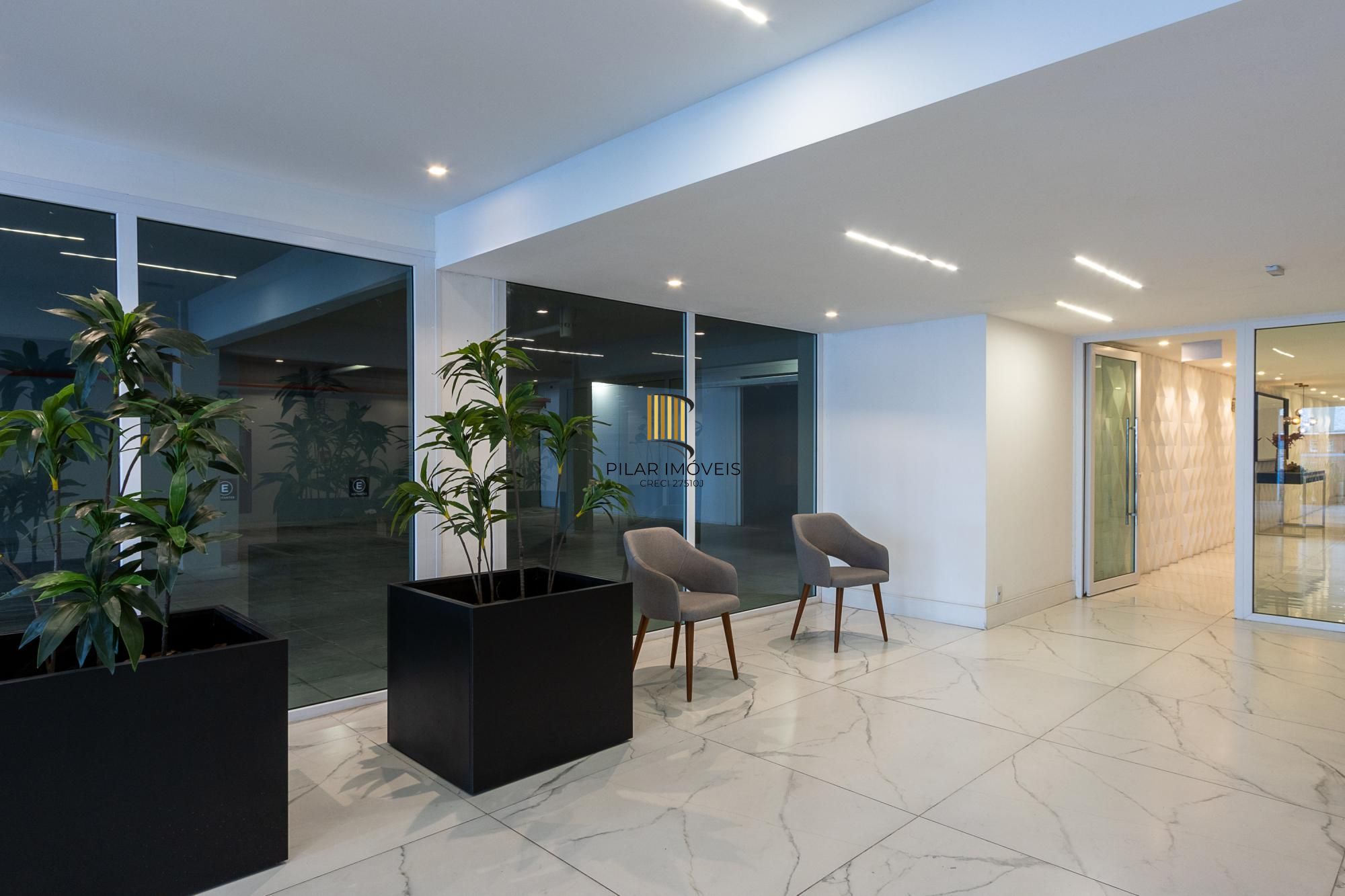 Apartamento 3 dormitórios no bairro Menino Deus