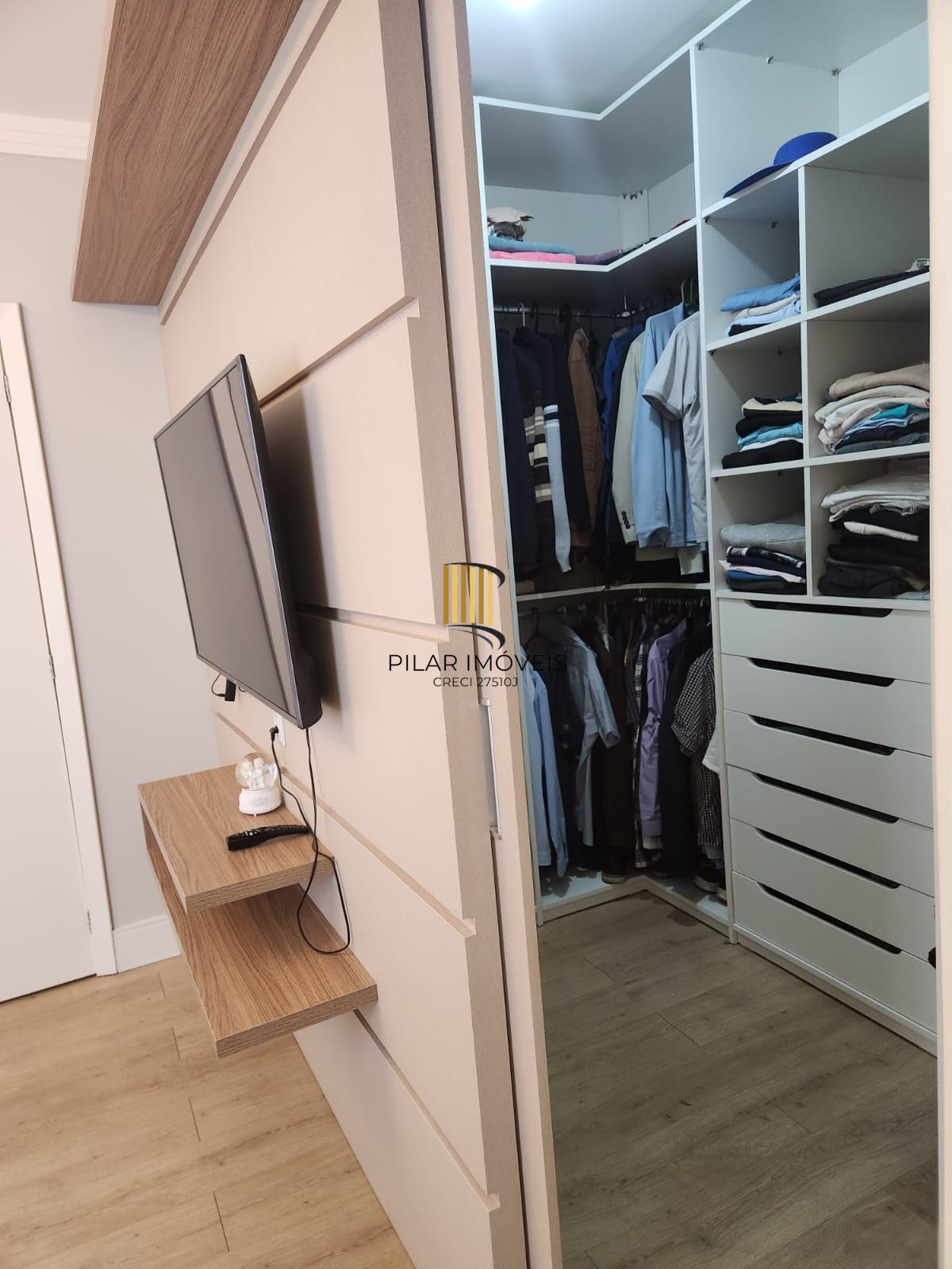 Ótima casa em condomínio fechado na Vila Nova, em Porto Alegre!