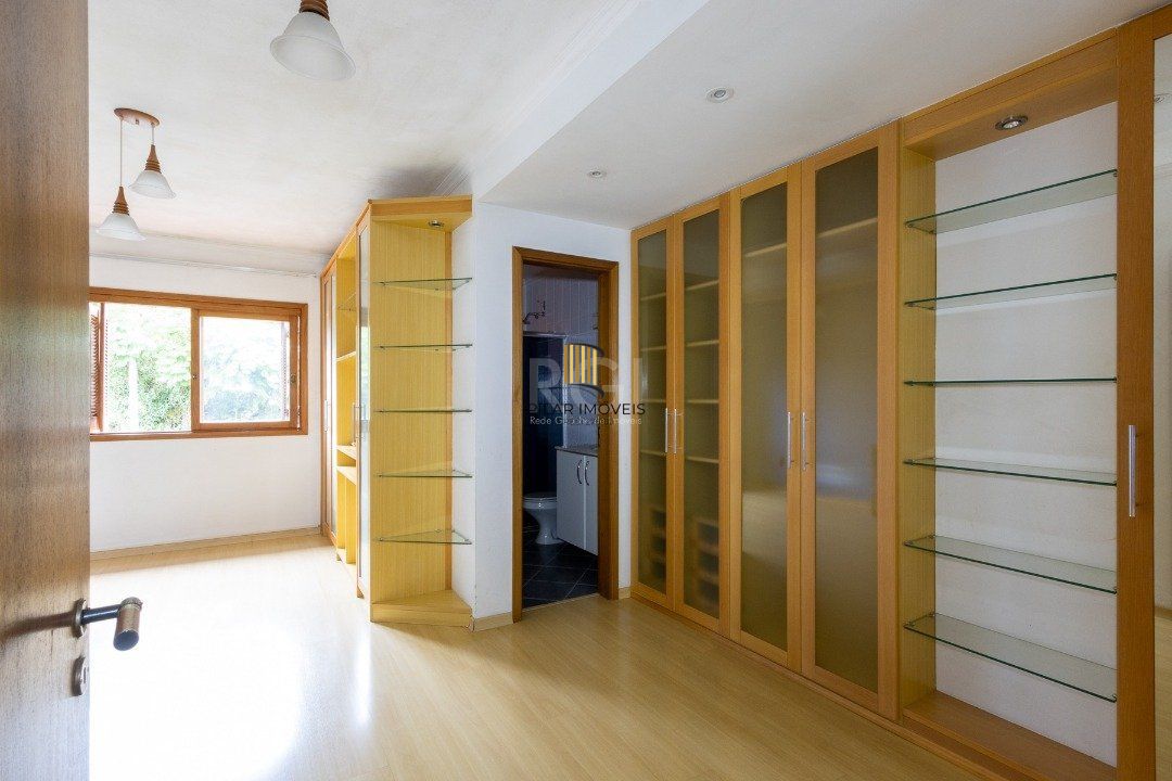 Casa para Venda - 181.99m², 3 dormitórios, sendo 1 suites, 2 vagas - Jardim Isabel