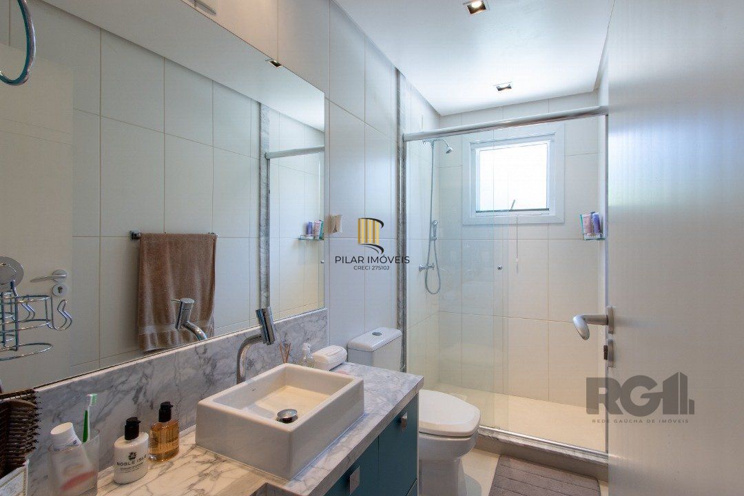 Casa 3 dormitórios no bairro Nonoai