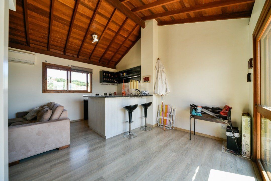 Casa Condominio para Venda - 240m², 3 dormitórios, sendo 1 suites, 3 vagas - Tristeza