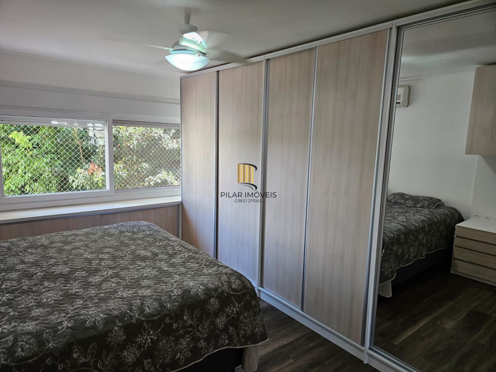 Casa em Condomínio, 03 dormitórios 04 Vagas, 229m²  na Tristeza, Porto Alegre, RS!!