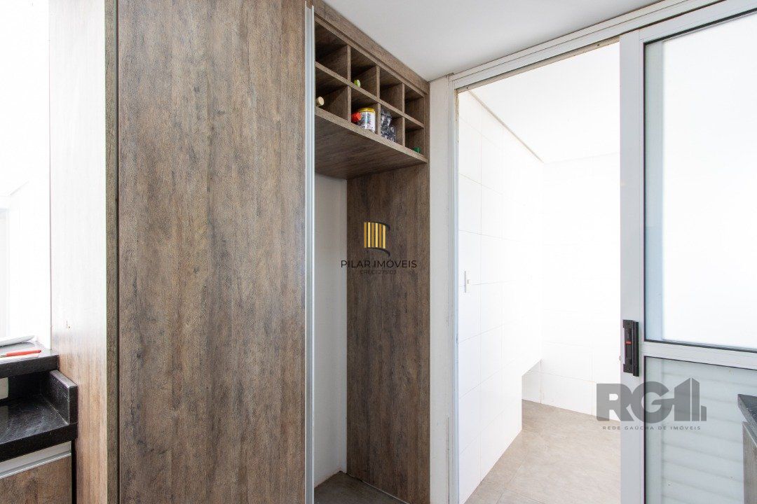 Apartamento para Venda - 102m², 3 dormitórios, sendo 2 suites, 2 vagas - Tristeza